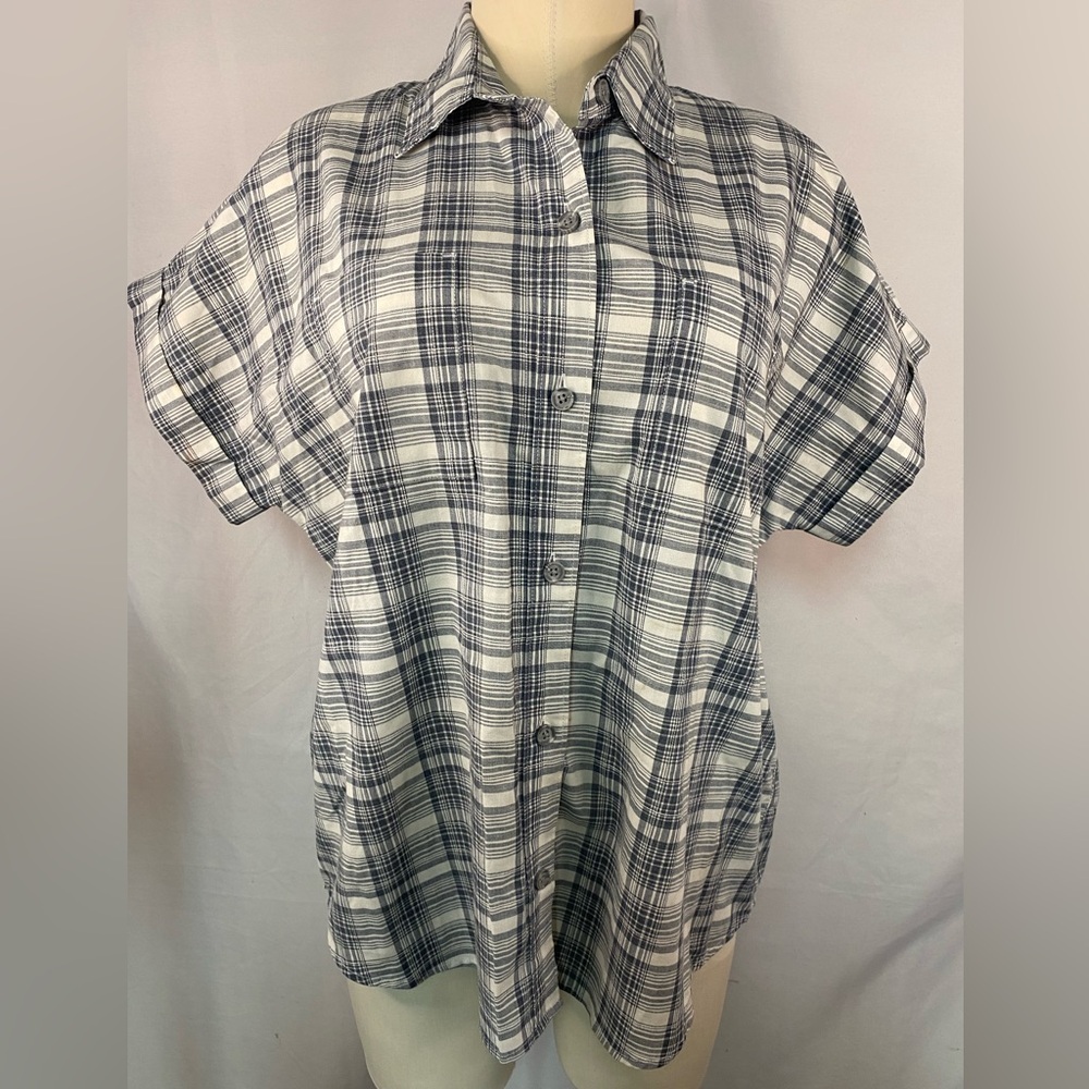 Ridgecut Short Sleeve Button Up Blouse Women’s Large